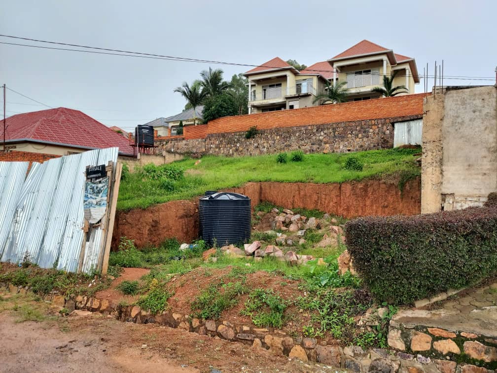 Residential plot for sale in kibagabaga at 130M